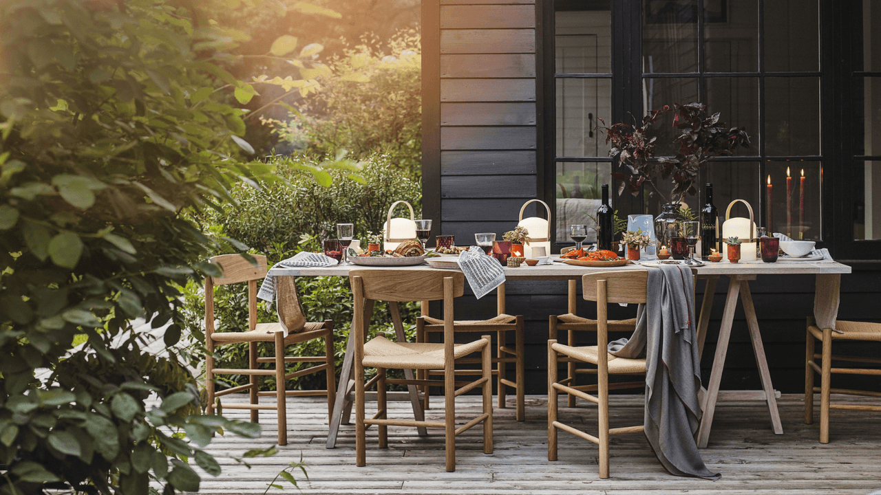 ALDI Just Dropped a Chic $50 Mid-Century Outdoor Chair That Looks Like Styles I've Seen for $300