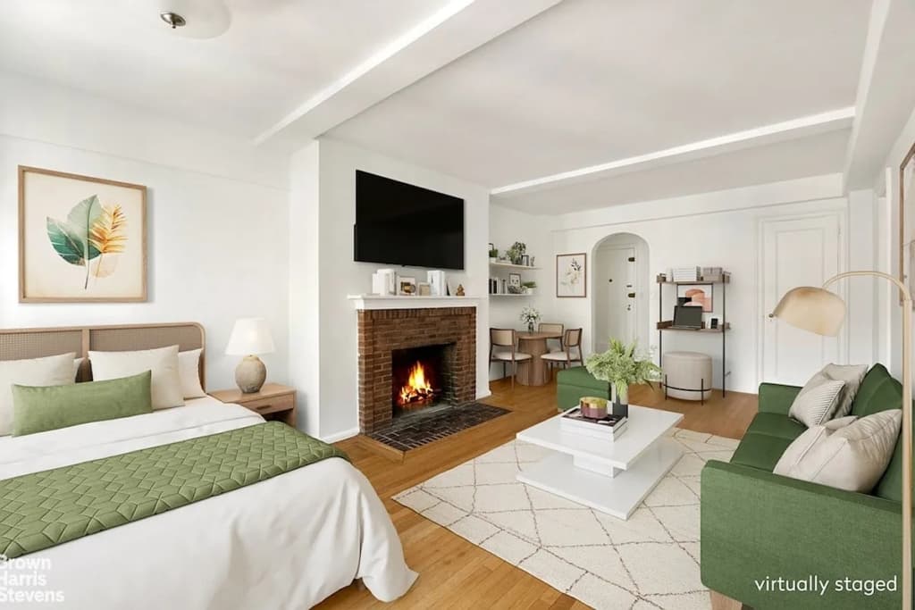 Lenox Hill Studio in Full-Service Building Asks $455K: Is This Manhattan's Best Deal Under $500K?