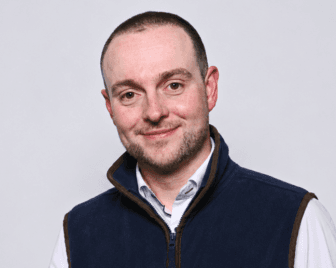 From Viewings to Best-Seller: Estate Agent David Adans Tops Amazon Charts with The Seller's Playbook