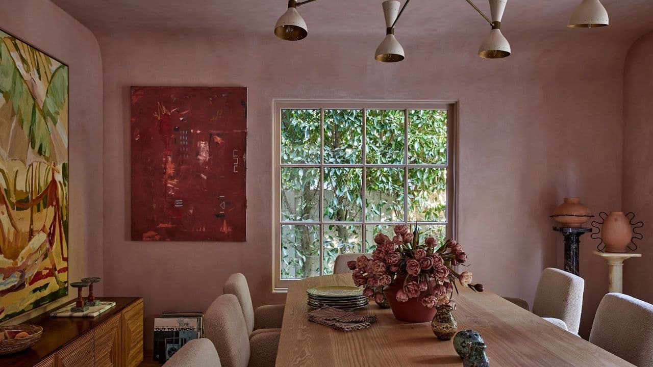7 Colors Designers Say Instantly Make a Home Look Cheap – And What To Use Instead