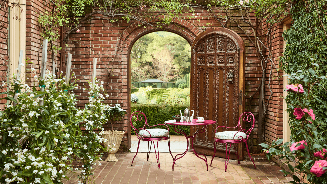 GreenRow x New York Botanical Garden Collection: Enchanting Floral Tableware for Summer Hosting